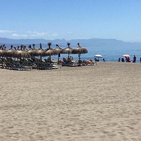 Fuengirola Puerto 2 Room & Parking ภายนอก รูปภาพ