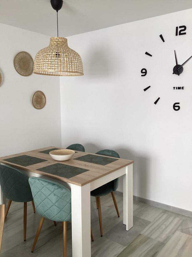 Fuengirola Puerto 2 Room & Parking ภายนอก รูปภาพ