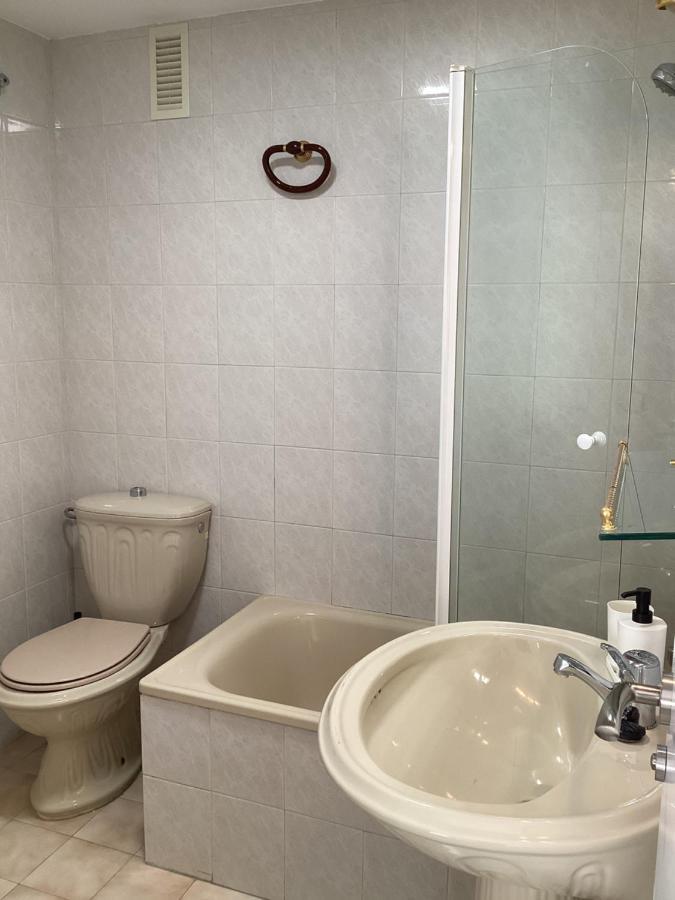Fuengirola Puerto 2 Room & Parking ภายนอก รูปภาพ