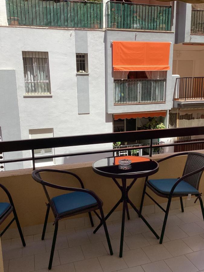 Fuengirola Puerto 2 Room & Parking ภายนอก รูปภาพ