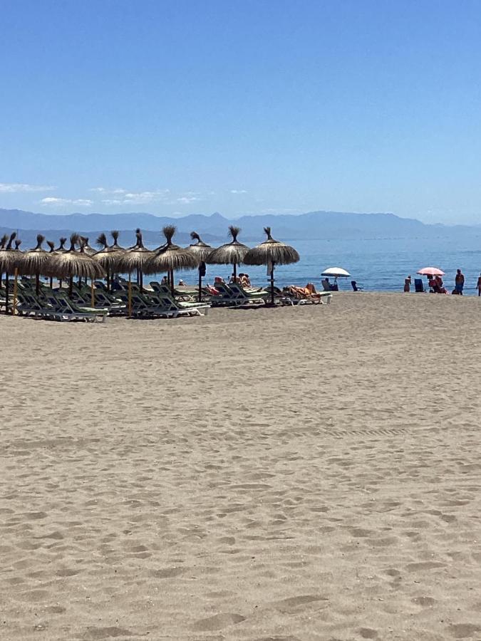 Fuengirola Puerto 2 Room & Parking ภายนอก รูปภาพ
