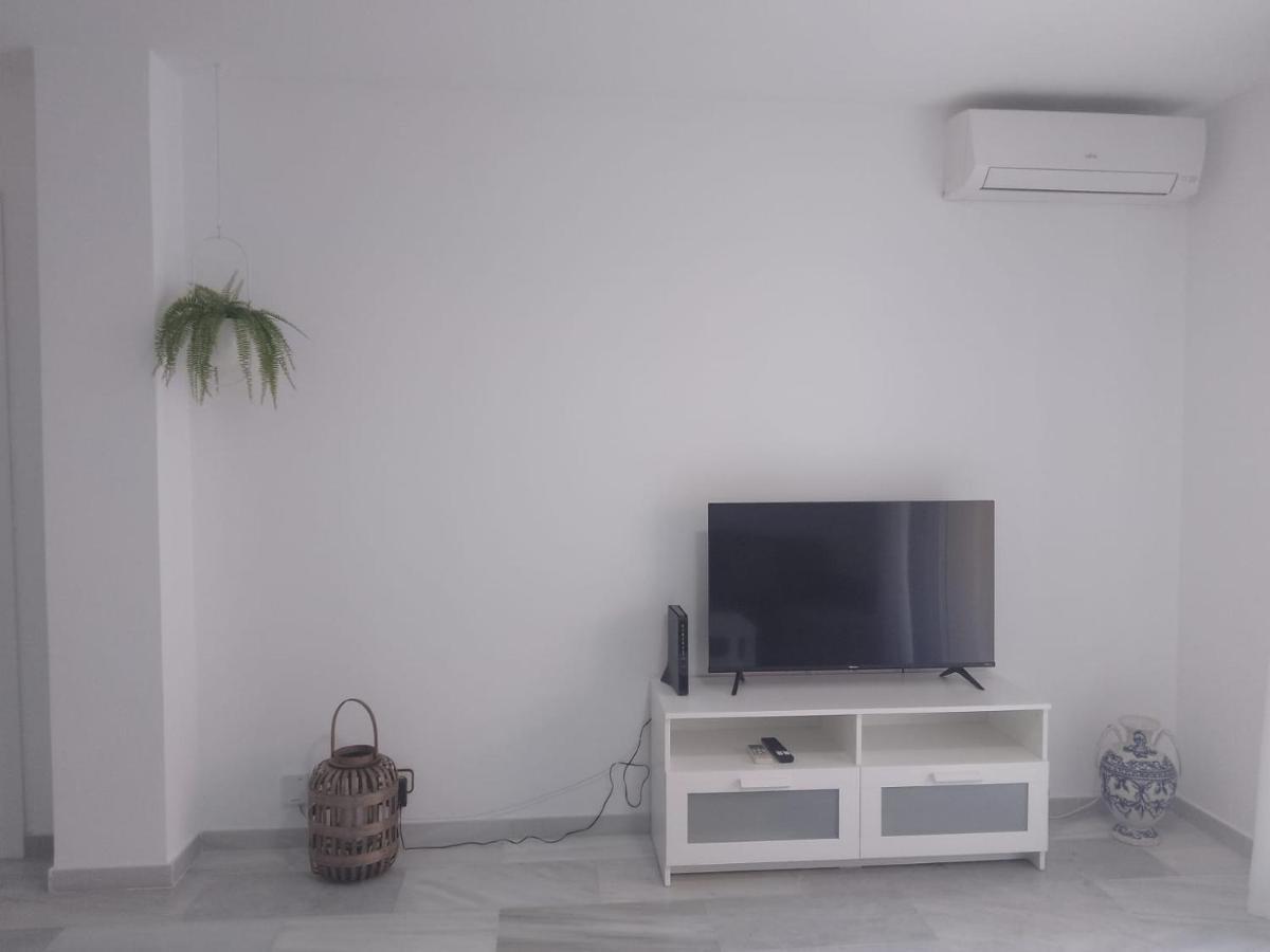 Fuengirola Puerto 2 Room & Parking ภายนอก รูปภาพ