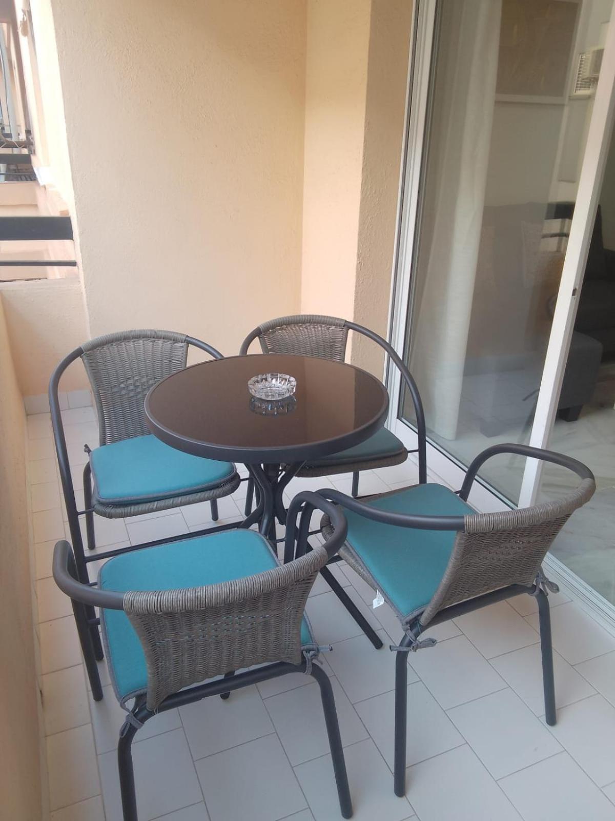 Fuengirola Puerto 2 Room & Parking ภายนอก รูปภาพ